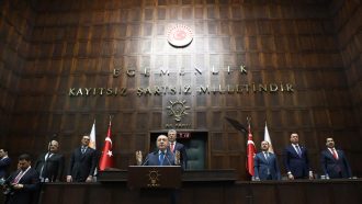 رويترز: كاميرا حرارية ترافق أردوغان لحمايته من كورونا