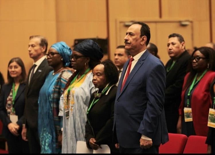 عدن تُسيّر آخر رحلة للعودة الطوعية لعام 2025 بعودة 148 لاجئاً صومالياً