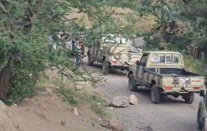 مليشيا الحوثي تقتحم مسجداً سلفياً في إب وتطرد طلاب مركز التحفيظ