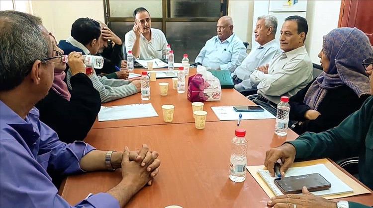 صحة عدن تُقر مخيمات طبية مجانية وتُعيد تنظيم دوام المرافق خلال رمضان