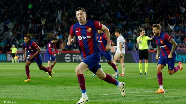 برشلونة يستعيد نغمة الانتصارات بعد فوزه على ضيفه فالنسيا