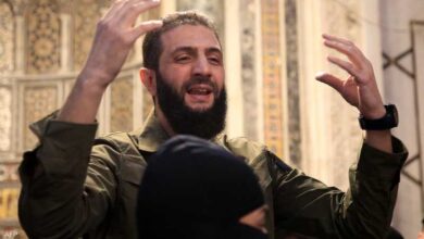 قائد هيئة تحرير الشام: سيتم حل كل الفصائل ودمج مقاتليها في الجيش السوري 10 قائد هيئة تحرير الشام: سيتم حل كل الفصائل ودمج مقاتليها في الجيش السوري