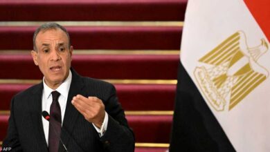 مصر تندد بقرار إسرائيل تعليق دخول المساعدات الإنسانية الى قطاع غزة