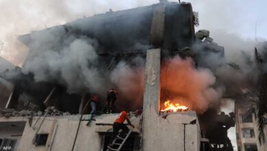 غارات الاحتلال الإسرائيلي على غزة تتسبب باستشهاد 24 فلسطيني وإصابة العشرات بينهم أطفال