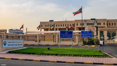 انقطاع جزئي للكهرباء في الكويت بعد تضرر 7 خطوط هوائية بسبب شظايا