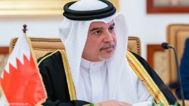 البحرين وبريطانيا تؤكدان ضرورة وقف التصعيد في المنطقة وإعادة فتح مضيق هرمز 2 البحرين وبريطانيا تؤكدان ضرورة وقف التصعيد في المنطقة وإعادة فتح مضيق هرمز