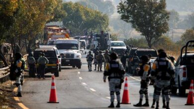 وفاة مسؤولين أميركيين بحادث مروري في شمال المكسيك خلال دعم عمليات أمنية 3 وفاة مسؤولين أميركيين بحادث مروري في شمال المكسيك خلال دعم عمليات أمنية