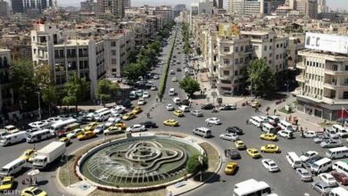 الخارجية الأمريكية تحذر من "هجمات وشيكة" في سوريا وتمنع السفر إليها