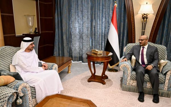 العميد طارق صالح يلتقي سفير الإمارات لدى اليمن