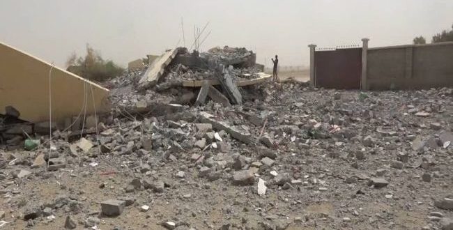 الحديدة.. مليشيات الحوثي تفجر مدرسة في حيس