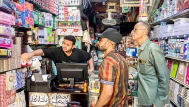 عدن.. حملة ميدانية لضبط أسعار القرطاسية في صيرة قبيل العام الدراسي الجديد
