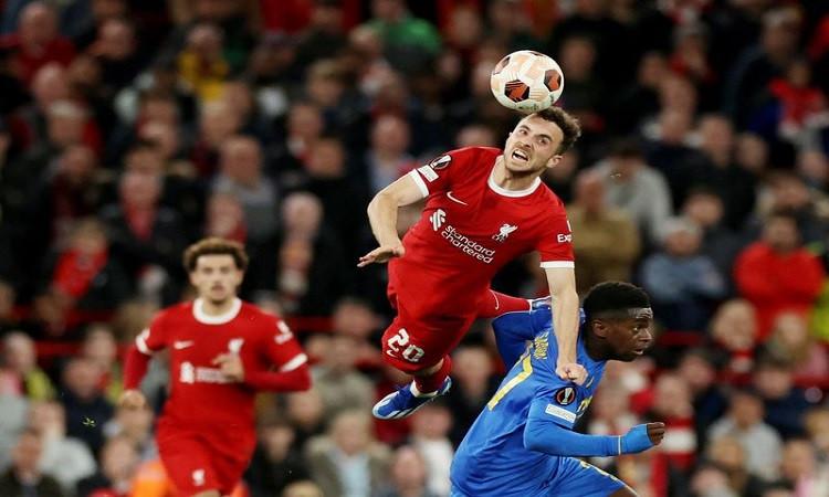 ليفربول يفوز على سان جيلواز بهدفين نظيفين في الدوري الأوروبي 1 ليفربول يفوز على سان جيلواز بهدفين نظيفين في الدوري الأوروبي