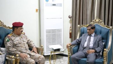 اللواء البحسني يناقش مع وزير الدفاع المستجدات في جبهات القتال