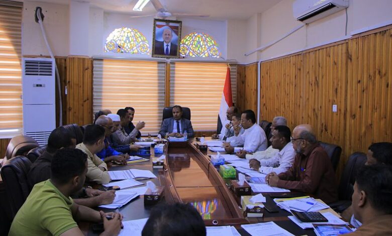 صندوق النظافة والتحسين بحضرموت يقر عدد من الإجراءات لتحسين الإيرادات 1 صندوق النظافة والتحسين بحضرموت يقر عدد من الإجراءات لتحسين الإيرادات