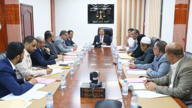 القضاء الأعلى يقر ندب عدد من القضاة وعزل وإحالة آخرين للعمل الإداري في المحافظات
