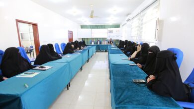 اختتام ورشة عمل لتدريب مسؤولات إدارات المرأة والطفل بمأرب