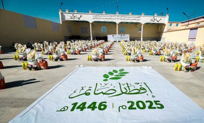 بدعم كويتي.. تدشين توزيع 3800 سلة غذائية في 3 محافظات 1 بدعم كويتي.. تدشين توزيع 3800 سلة غذائية في 3 محافظات