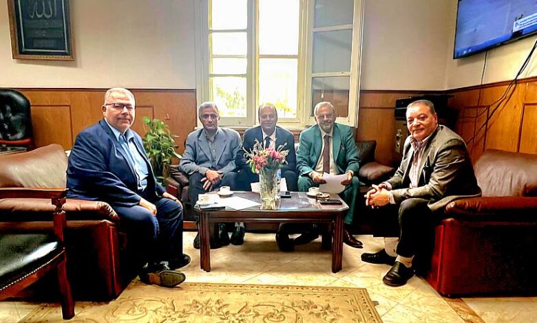 مباحثات يمنية مصرية لتعزيز القدرات الفنية والتدريبية في مجال الأرصاد