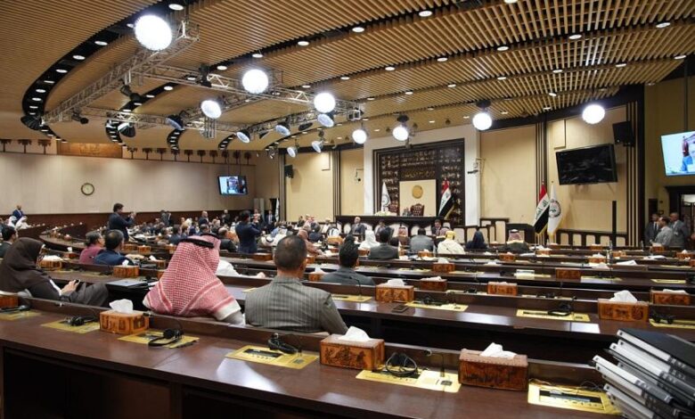 البرلمان العربي يجدد دعمه لجهود مجلس القيادة الرئاسي في استعادة مؤسسات الدولة اليمنية