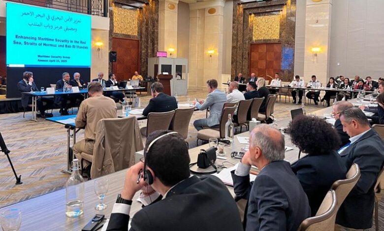 دعوة يمنية لتعاون إقليمي ودولي لحماية أمن البحر الأحمر من التهديدات الحوثية