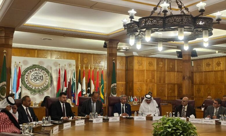 اليمن تدعو لتحرك عربي حاسم لمواجهة إرهاب الحوثيين في اجتماع بالقاهرة 1 اليمن تدعو لتحرك عربي حاسم لمواجهة إرهاب الحوثيين في اجتماع بالقاهرة