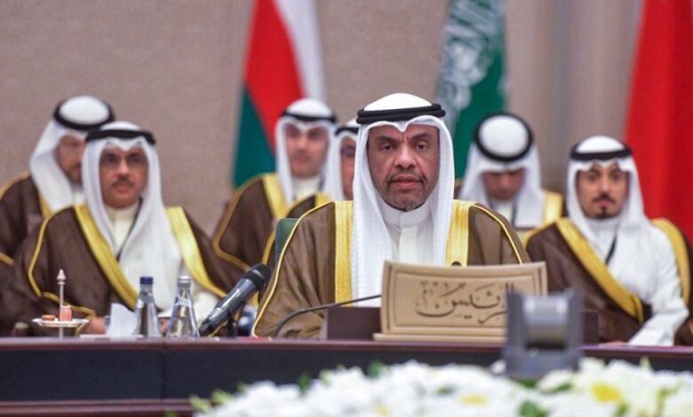 التعاون الخليجي يجدد دعمه لمجلس القيادة الرئاسي ويؤكد أهمية الحل السياسي الشامل