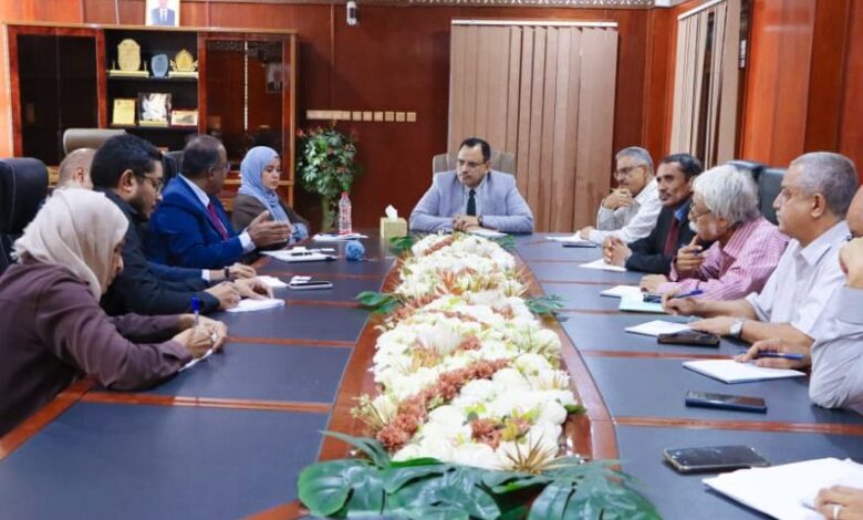 السقطري يبحث مع وفد البنك الدولي إطلاق مشاريع جديدة لدعم الأمن الغذائي والقطاع الزراعي 1 السقطري يبحث مع وفد البنك الدولي إطلاق مشاريع جديدة لدعم الأمن الغذائي والقطاع الزراعي