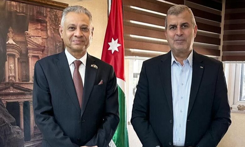اليمن والأردن تبحثان آفاق التعاون في مجالات الطاقة والثروات المعدنية