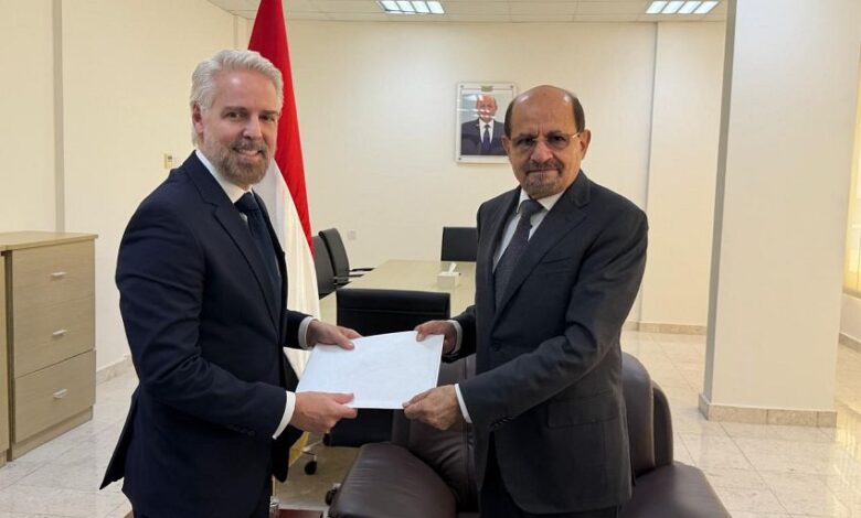 اليمن تتسلّم أوراق اعتماد السفير البرازيلي الجديد وتعرب عن تطلعها لتعزيز العلاقات الثنائية 1 اليمن تتسلّم أوراق اعتماد السفير البرازيلي الجديد وتعرب عن تطلعها لتعزيز العلاقات الثنائية