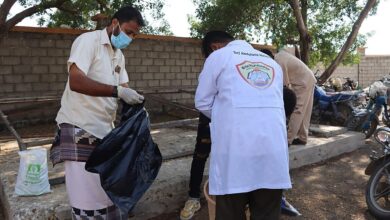 طلاب جامعة الحديدة يطلقون حملة نظافة شاملة لتعزيز الوعي البيئي والمسؤولية المجتمعية