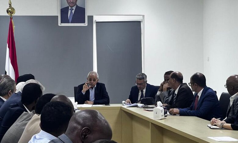 نعمان يؤكد حرص الحكومة على تعزيز الشراكة مع المنظمات الدولية في عدن