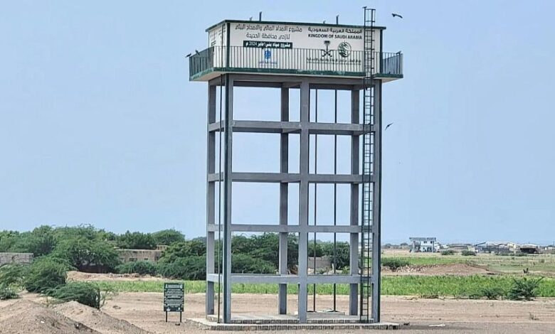 سلمان للإغاثة يواصل تنفيذ مشروع الإمداد المائي والإصحاح البيئي في الخوخة بالحديدة