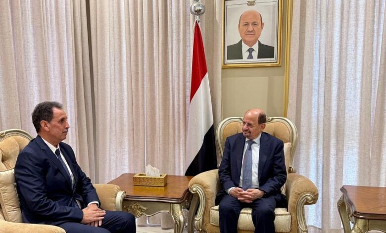 وزير الخارجية يودّع القائم بأعمال السفير المغربي ويشيد بدوره في تعزيز العلاقات الثنائية