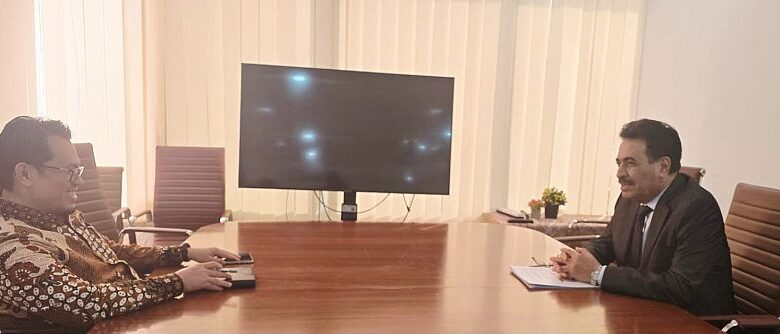اليمن وإندونيسيا تبحثان تعزيز التعاون وتوسيع آفاق العلاقات الثنائية