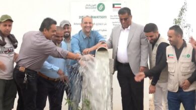 تدشين الضخ التجريبي لستة آبار ارتوازية جديدة لتعزيز إمدادات المياه في عدن