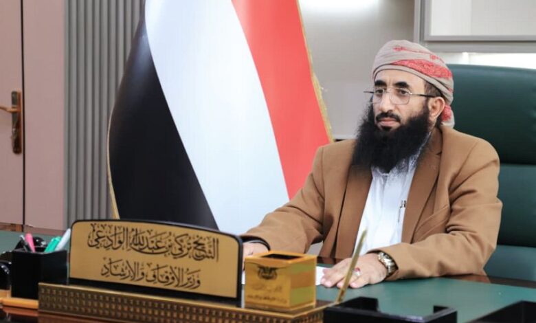 وزير الأوقاف: اعتداءات الحوثيين على المساجد تكشف أجندتهم الطائفية والتدميرية 1 وزير الأوقاف: اعتداءات الحوثيين على المساجد تكشف أجندتهم الطائفية والتدميرية
