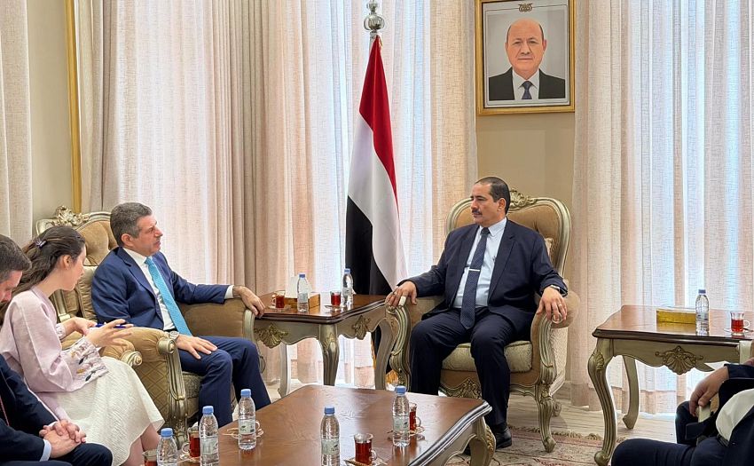 وزير الداخلية يناقش مع السفير الأمريكي تعزيز التعاون الأمني ومكافحة الإرهاب
