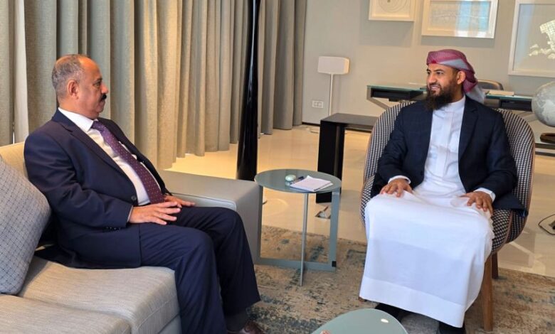 المحرّمي يشدد على تطوير قطاع النقل وتعزيز كفاءته لدعم الاقتصاد الوطني 1 المحرّمي يشدد على تطوير قطاع النقل وتعزيز كفاءته لدعم الاقتصاد الوطني