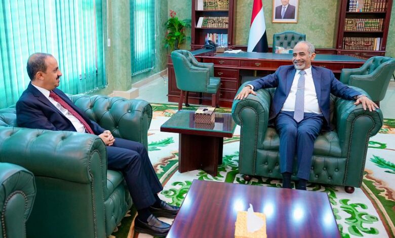 تعزيز دور الإعلام وتوحيد خطابه في صدارة لقاء الصبيحي والإرياني بعدن