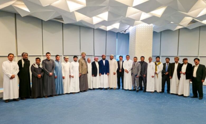 المحرمي يشدد على ضرورة الشراكة بين القيادة والمجتمع لتحقيق الأمن والتنمية في أبين 1 المحرمي يشدد على ضرورة الشراكة بين القيادة والمجتمع لتحقيق الأمن والتنمية في أبين
