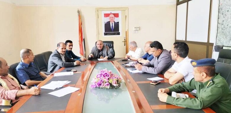 تعز تبحث تعزيز استقرار إمدادات الغاز والوقود وتشدد على ضبط المخالفين 1 تعز تبحث تعزيز استقرار إمدادات الغاز والوقود وتشدد على ضبط المخالفين