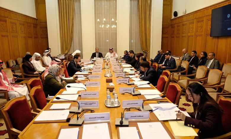 اليمن تشارك في اجتماع جامعة الدول العربية لمكافحة انتشار الأسلحة الصغيرة والخفيفة