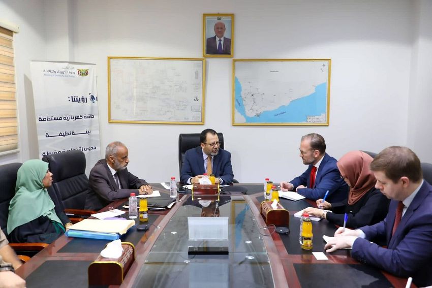 الكاف يناقش مع الأمم المتحدة تطوير الكهرباء وتخفيف معاناة المواطنين في عدن