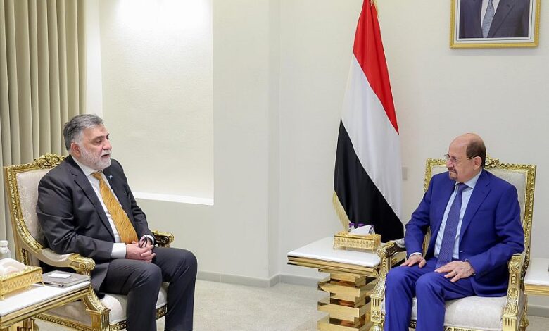 الحكومة تبحث مع الصحة العالمية تعزيز الشراكة والانتقال نحو نظام صحي مستدام 1 الحكومة تبحث مع الصحة العالمية تعزيز الشراكة والانتقال نحو نظام صحي مستدام