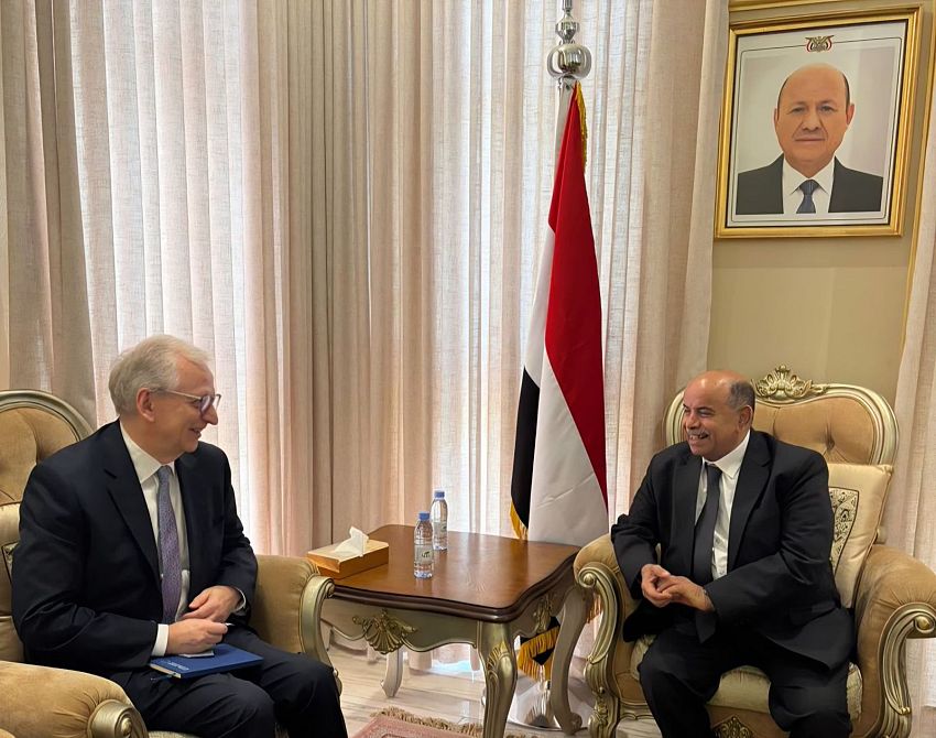 الخنبشي يبحث مع السفير الألماني تعزيز التعاون المشترك وتطورات الأوضاع في اليمن