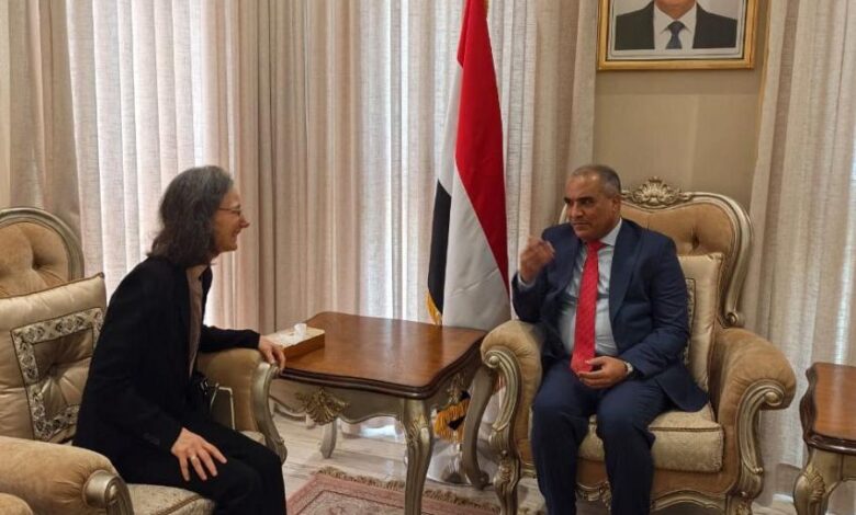 وزير التربية والسفيرة الفرنسية يناقشان تعزيز التعاون في قطاع التعليم اليمني 1 وزير التربية والسفيرة الفرنسية يناقشان تعزيز التعاون في قطاع التعليم اليمني