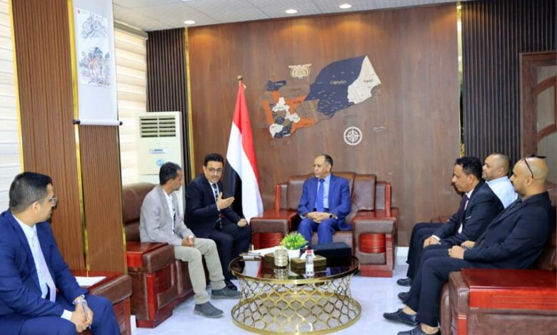 جهود حكومية لتعزيز الرقابة والتنسيق لمواجهة غسل الأموال وتمويل الإرهاب