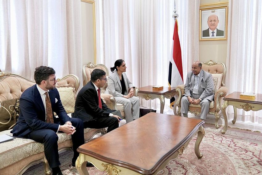 لقاء يمني بريطاني يركز على تسريع الإصلاحات وتعزيز الاستقرار الاقتصادي والأمني