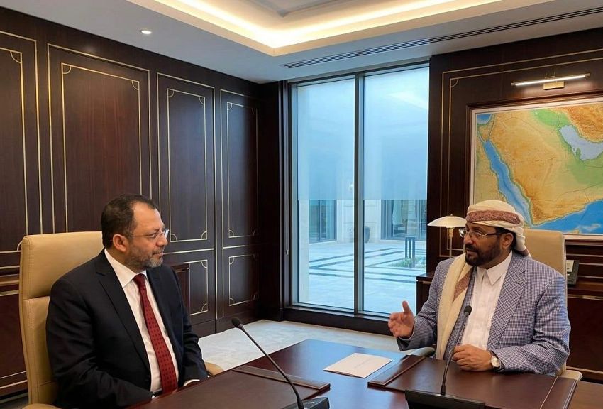 مأرب تبحث تعزيز استقرار الكهرباء وتسريع صيانة محطة مأرب الغازية لمواجهة الطلب المتزايد