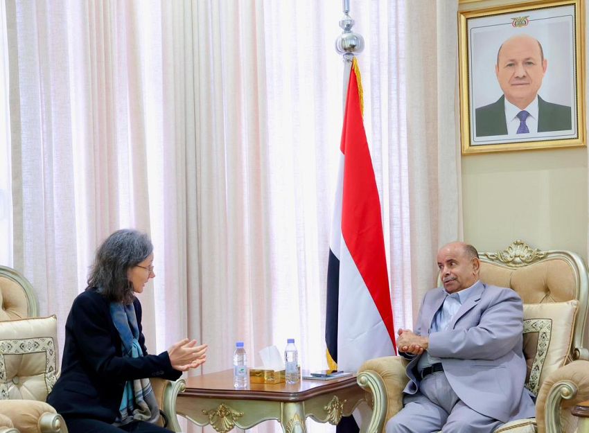 الخنبشي يبحث مع السفيرة الفرنسية مستجدات الأوضاع في اليمن وتعزيز التعاون المشترك